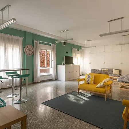 Residencia Universitaria Alto De Miranda - Resisantander 3*